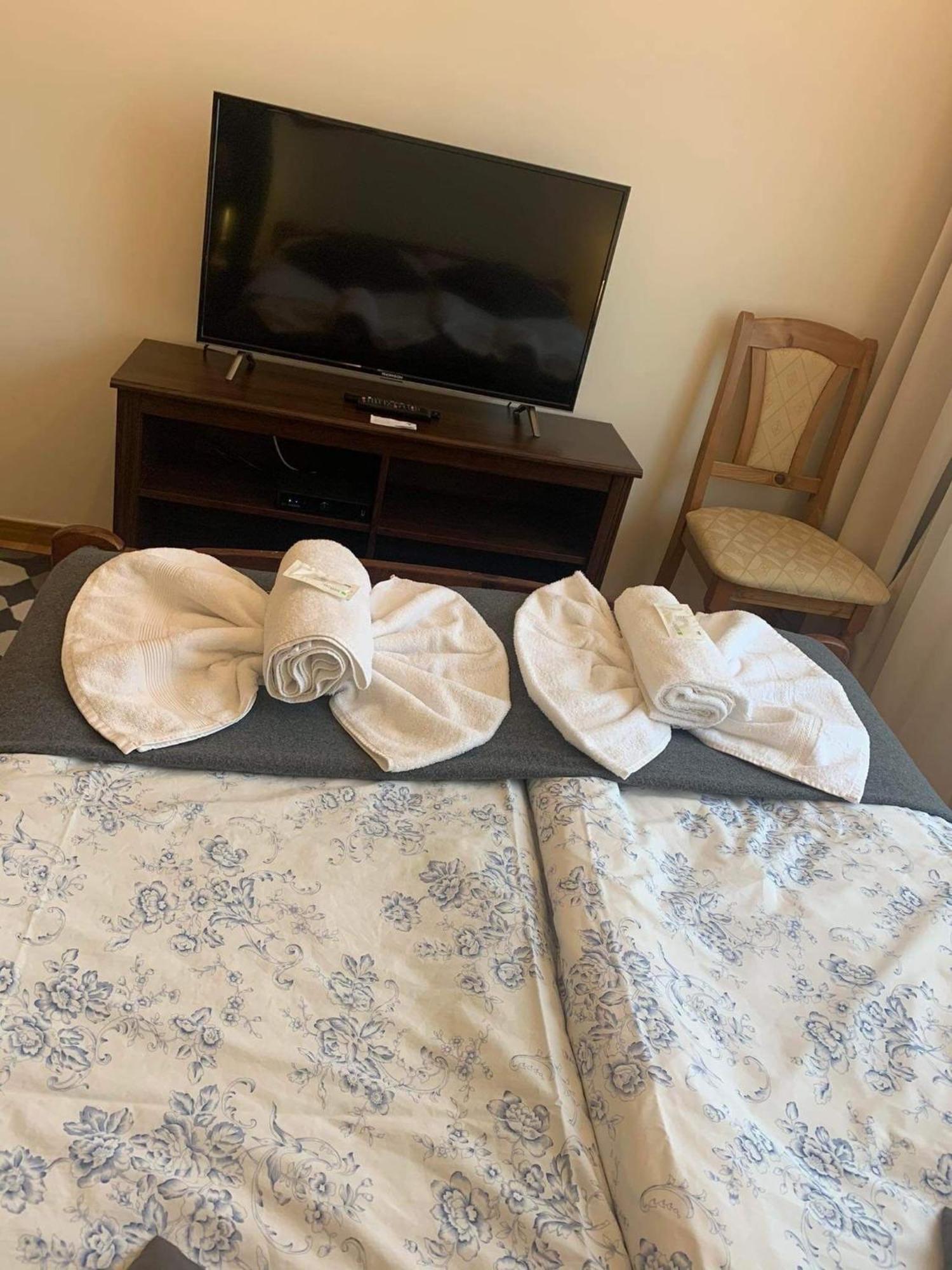 Aranykorona Hotel ミシュコルツ エクステリア 写真